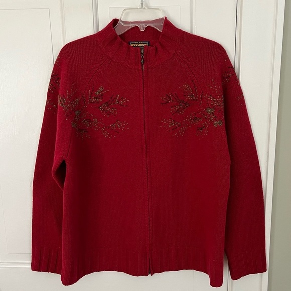 Woolrich Vintage Women's Lambs Wool Cardigan Sweater XL Embroidered Ruby Red - Picture 1 of 14